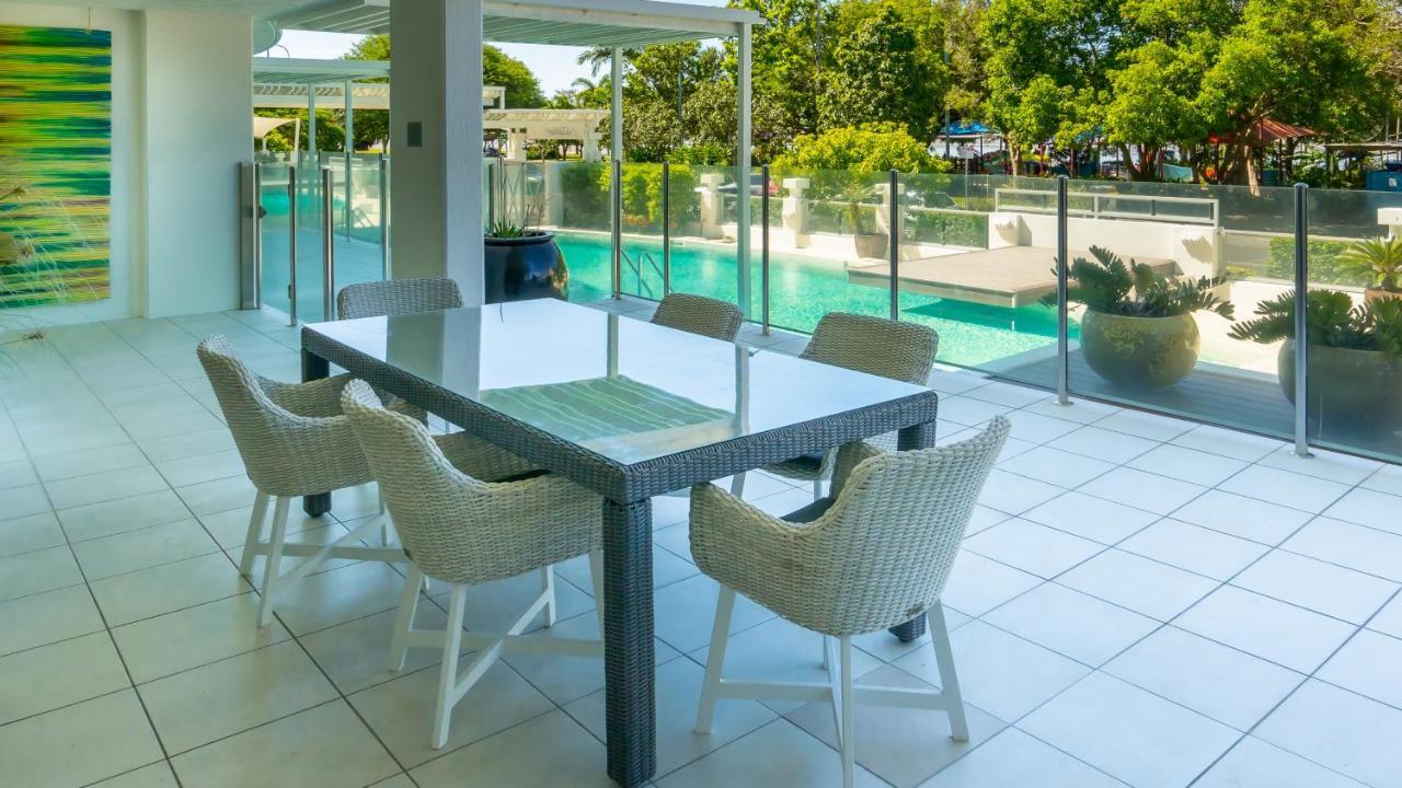 Waters Edge Apartment Cairns Bagian luar foto