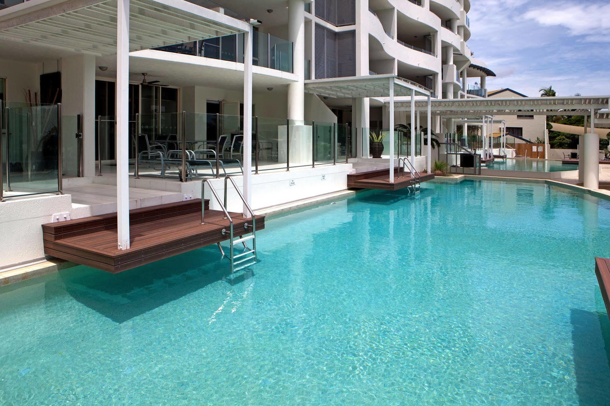 Waters Edge Apartment Cairns Bagian luar foto